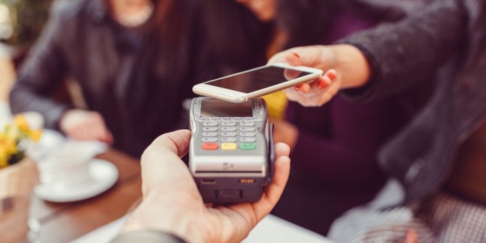 Reasons Why Your Business Should Use Mobile Payments in 2022