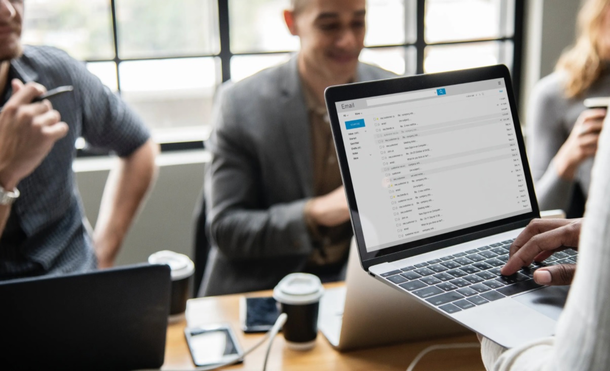 These Sales Perks Help You Win Customers? Must Try!